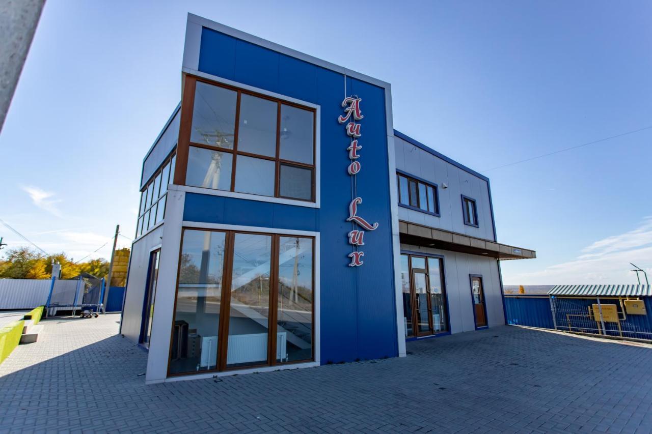 Hotel AutoLux Cahul Exterior foto